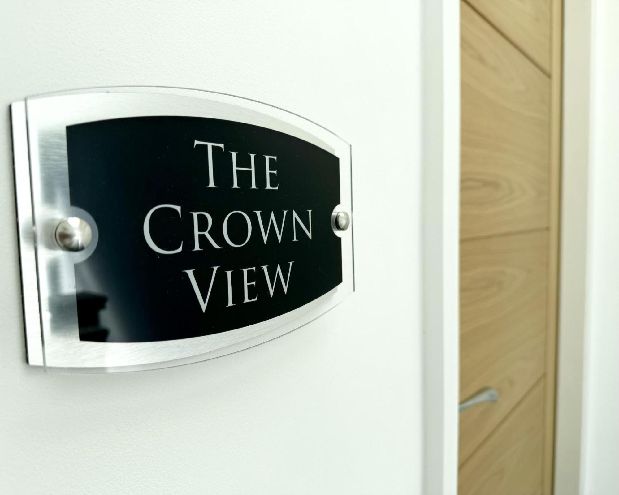 The Crown View - Luxury Apartment - Free Parking Nearby Χαρογκέιτ Εξωτερικό φωτογραφία